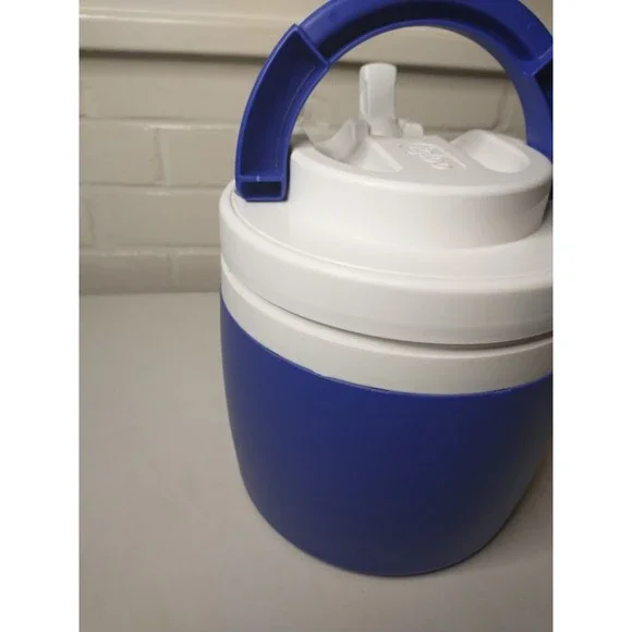 IGLOO Elite 1 Gallon Water Cooler Jug Hot Cold Thermos - Picture 5 of 15